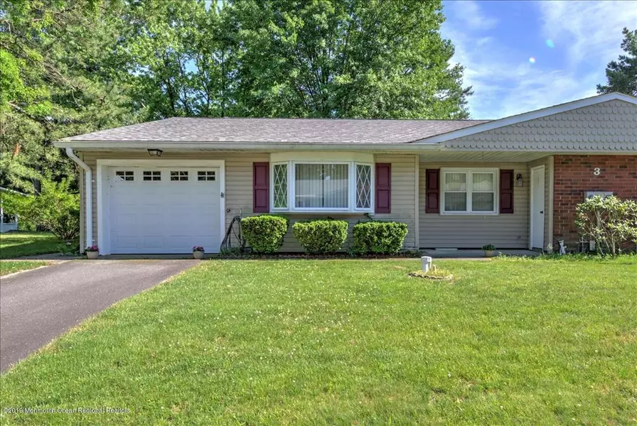 3 Alaska Avenue, Whiting, NJ 08759