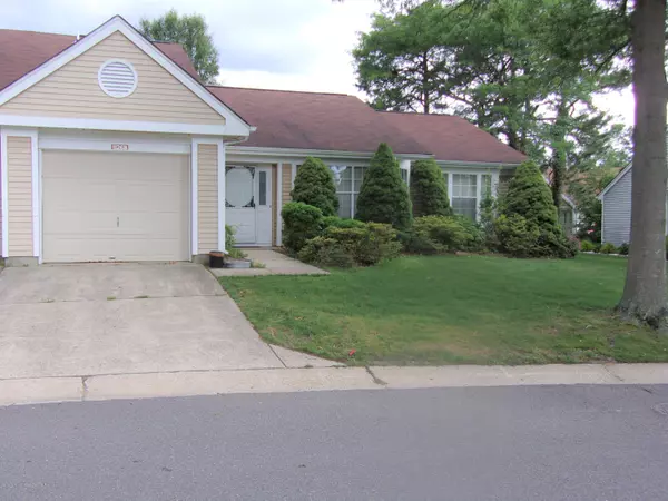 Manchester, NJ 08759,1126 Thornbury Lane #B