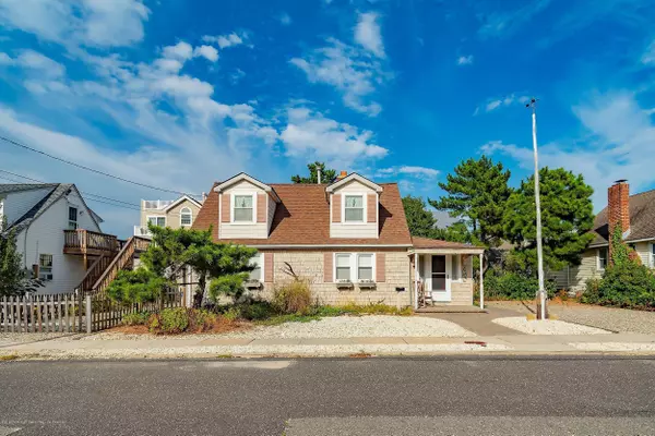 Long Beach Twp, NJ 08008,113 E Delaware Avenue