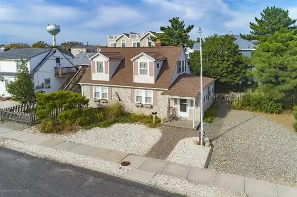 Long Beach Twp, NJ 08008,113 E Delaware Avenue