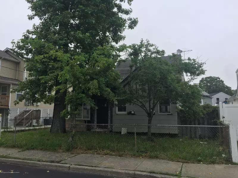 144 Twilight Avenue, Keansburg, NJ 07734