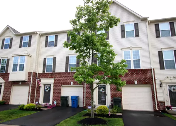 9 Olivia Drive, Tinton Falls, NJ 07712