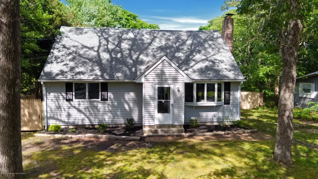 54 Cornell Drive, Manahawkin, NJ 08050