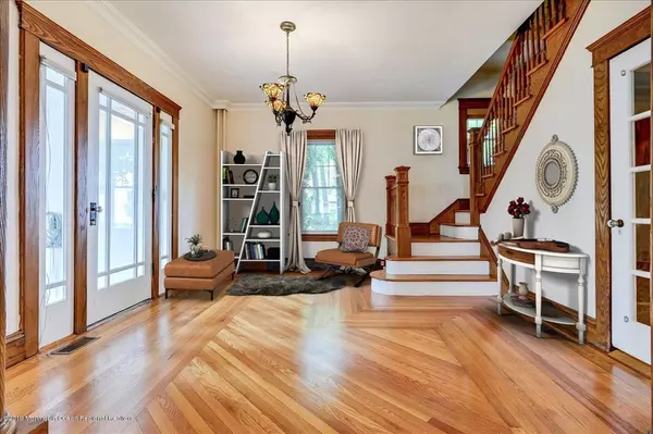 Matawan, NJ 07747,295 Main Street