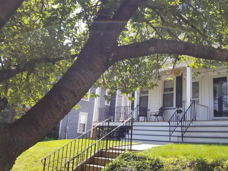 89 S Main Street, Allentown, NJ 08501