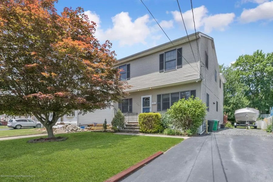 326 Edgeview Road, Keyport, NJ 07735