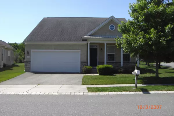 Barnegat, NJ 08005,2 Warwick Court