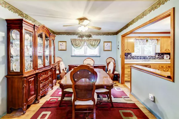 Hazlet, NJ 07730,4 Creek Road