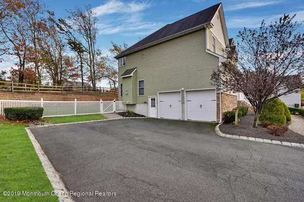 Hazlet, NJ 07730,34 Gibson Drive