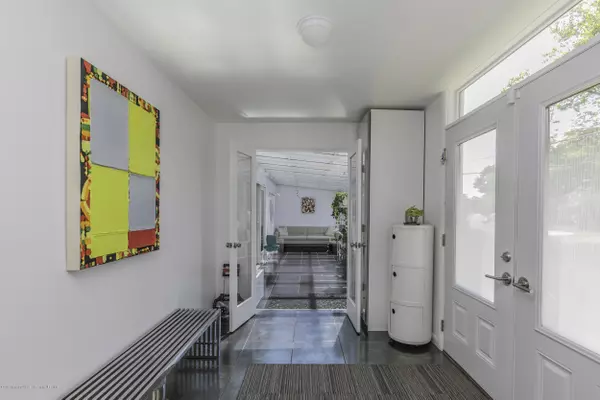 Red Bank, NJ 07701,146 Mechanic Street