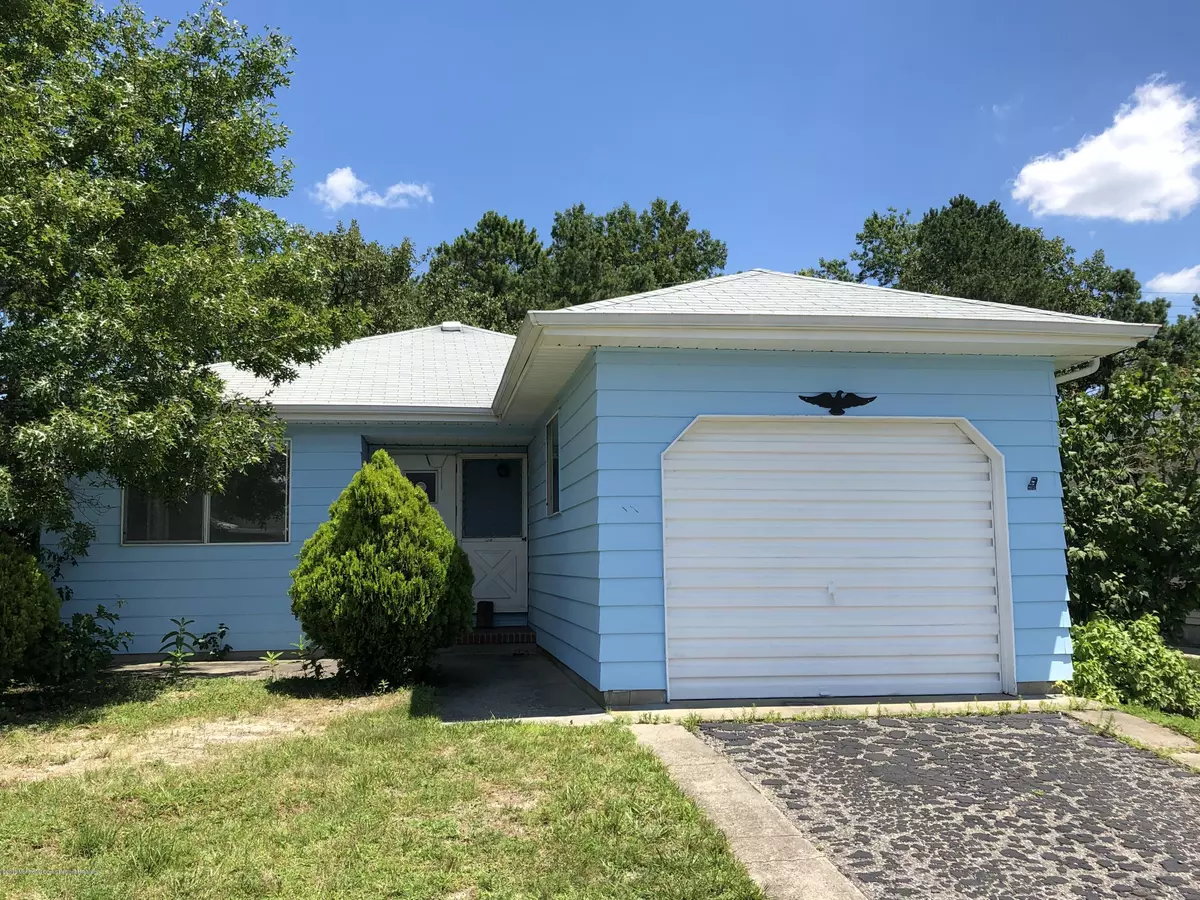 Toms River, NJ 08757,816 Jamaica Boulevard