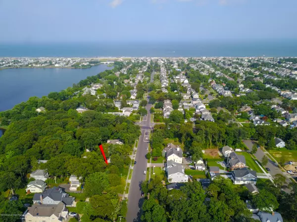 611 Beacon Boulevard, Sea Girt, NJ 08750