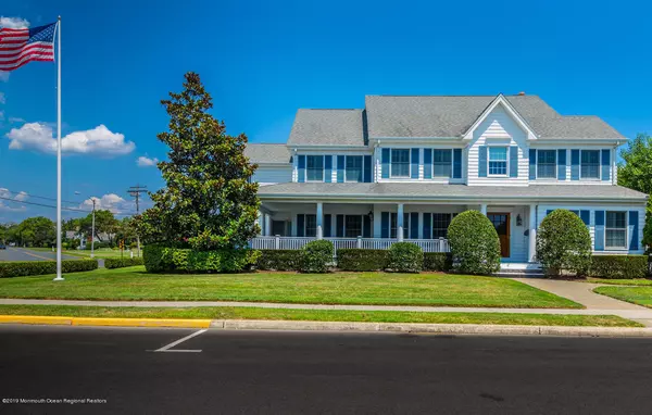 Spring Lake, NJ 07762,2 Monmouth Shire Lane