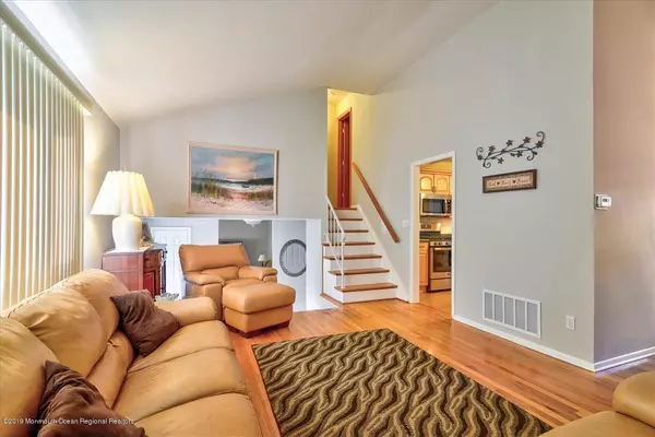 Old Bridge, NJ 08857,8 Cedar Grove Place