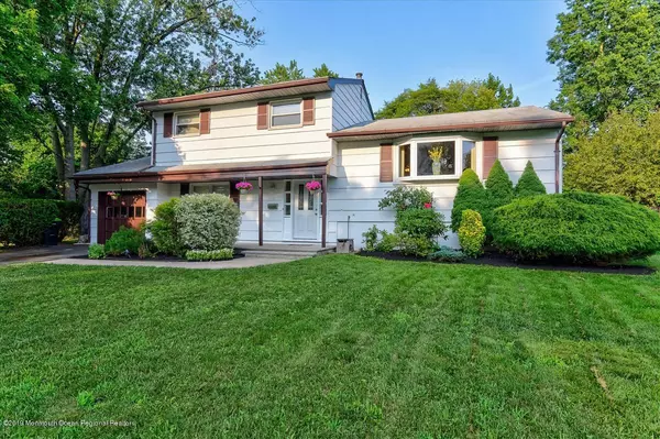 Old Bridge, NJ 08857,8 Cedar Grove Place