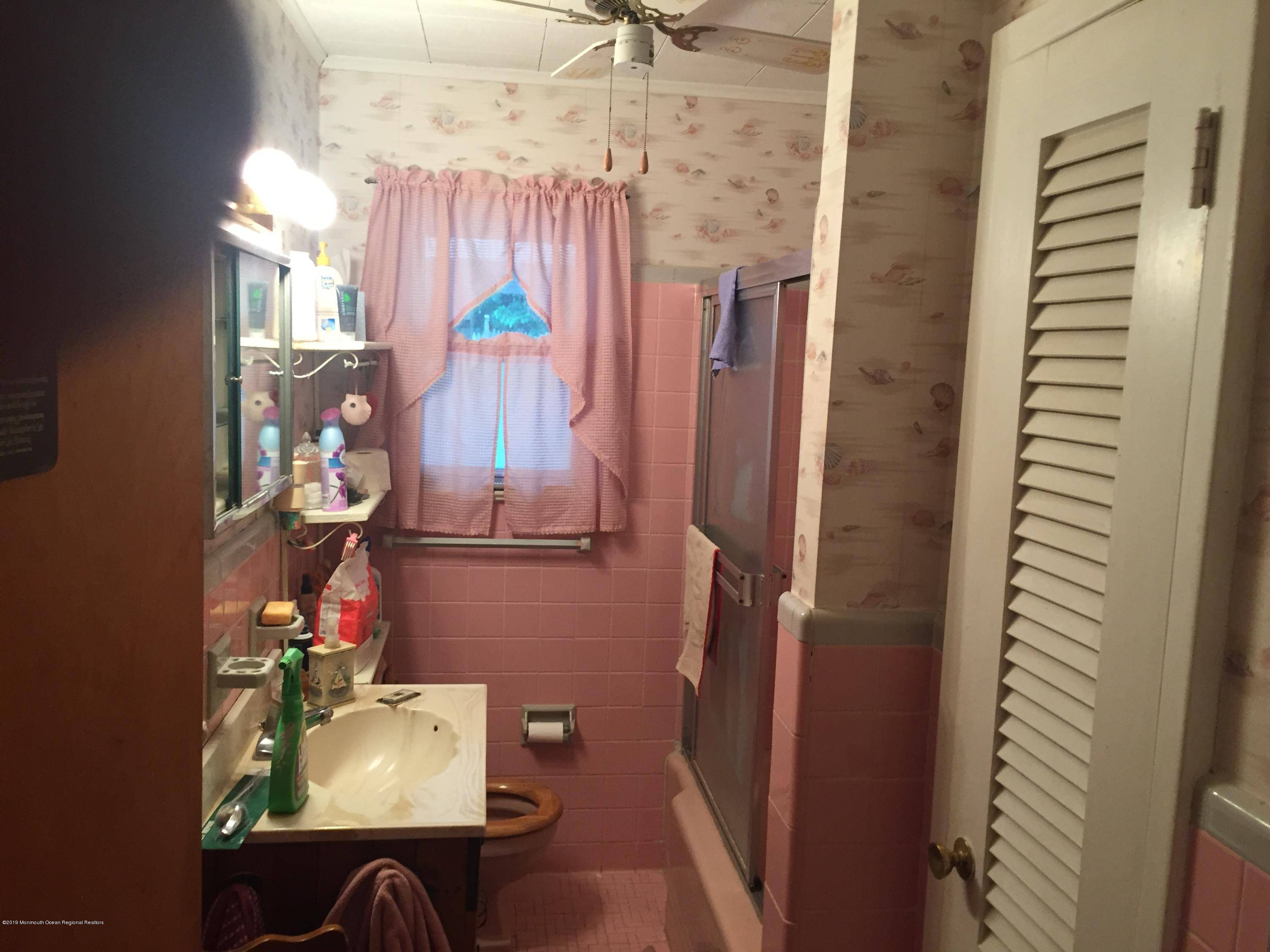 Toms River, NJ 08753,526 Corwill Terrace