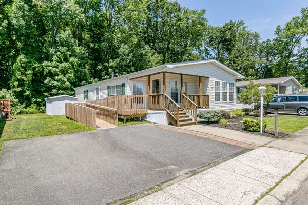 Freehold, NJ 07728,104 Woody Road