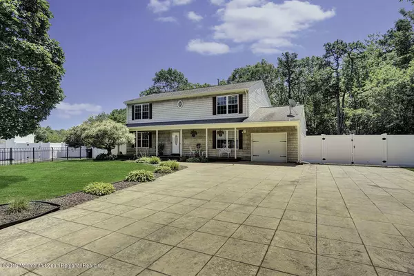 Bayville, NJ 08721,13 Hemlock Lane