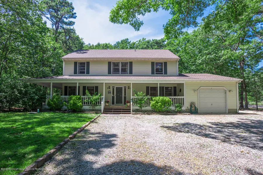7 Kritter Court, Manahawkin, NJ 08050