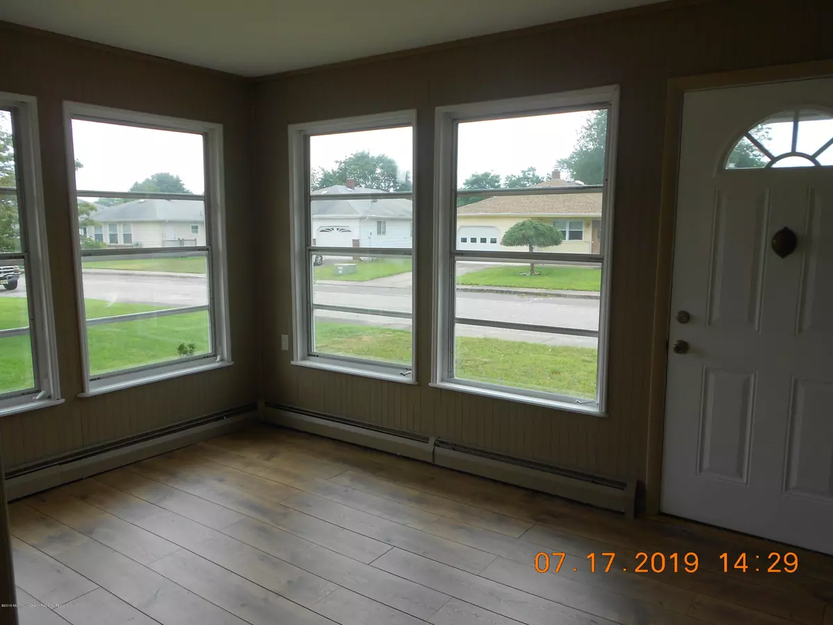 Toms River, NJ 08757,32 Anguilla Lane