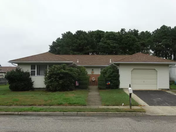 123 Pulaski Boulevard, Toms River, NJ 08757