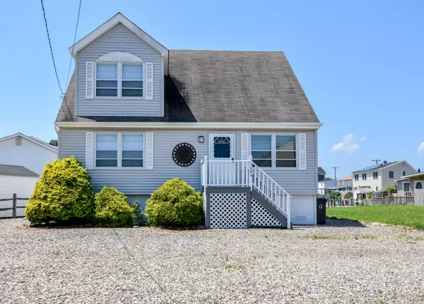 1084 Walter Boulevard, Beach Haven West, NJ 08050