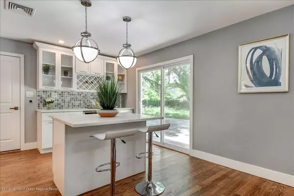 Aberdeen, NJ 07747,11 Clover Way