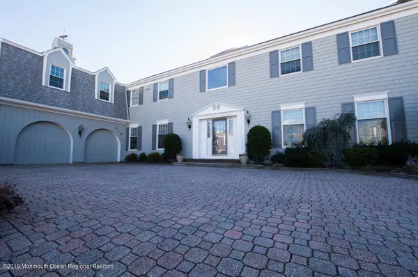 Mantoloking, NJ 08738,319 Cove Drive