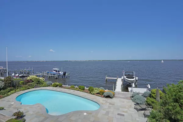 Mantoloking, NJ 08738,301 Dutchmans Point Road