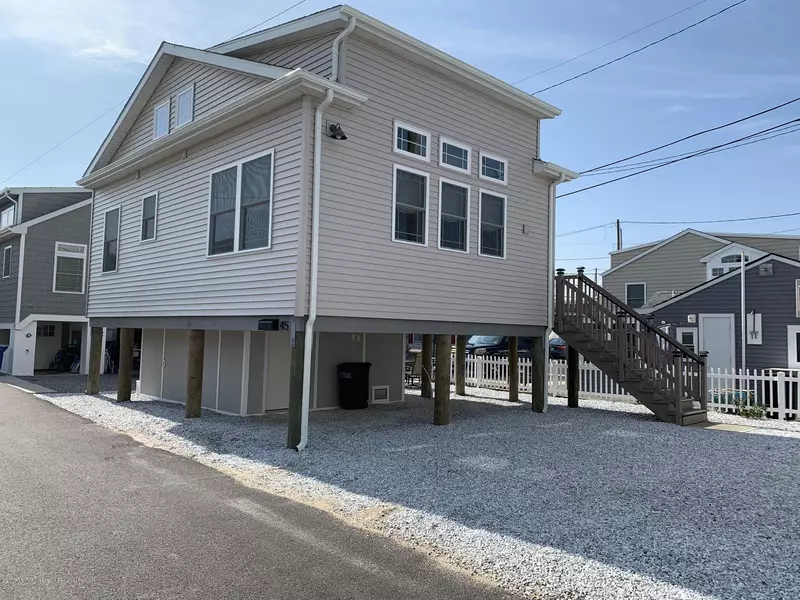 45 E Tide Way, Lavallette, NJ 08735