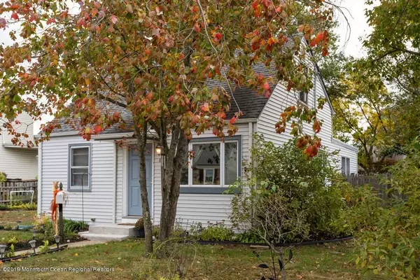 Hazlet, NJ 07734,82 Franklin Avenue