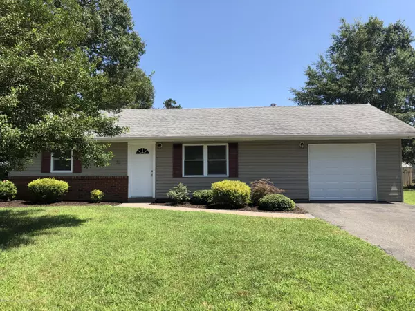 205 Greenwood Lane, Forked River, NJ 08731