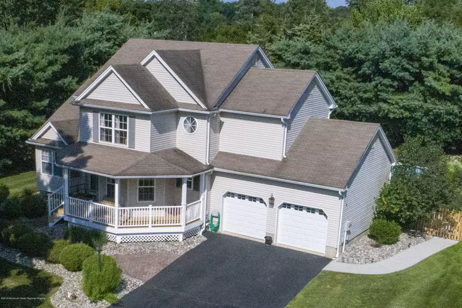 8 Pepperidge Court, Jackson, NJ 08527