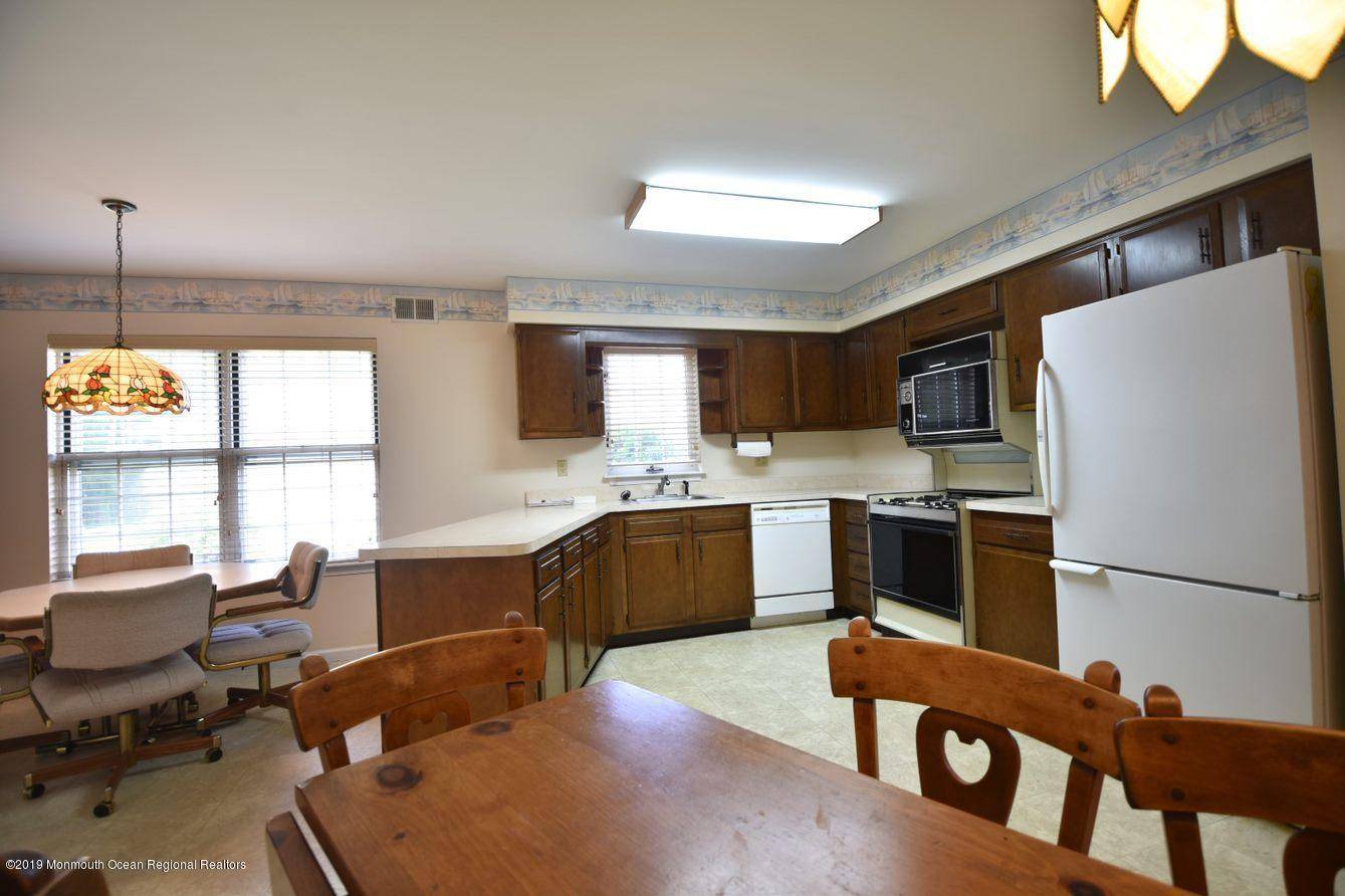 Brick, NJ 08724,62 Greenbriar Boulevard