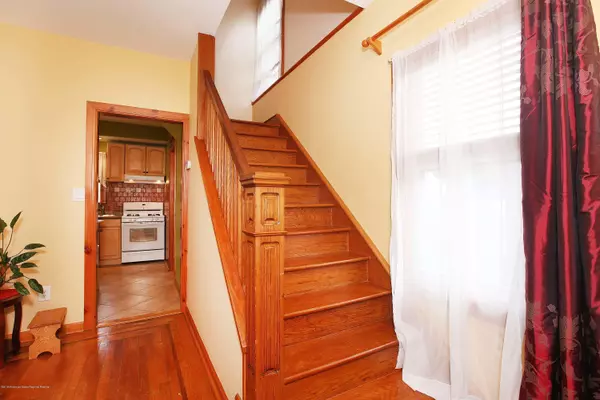 Linden City, NJ 07036,210 Hillside Road