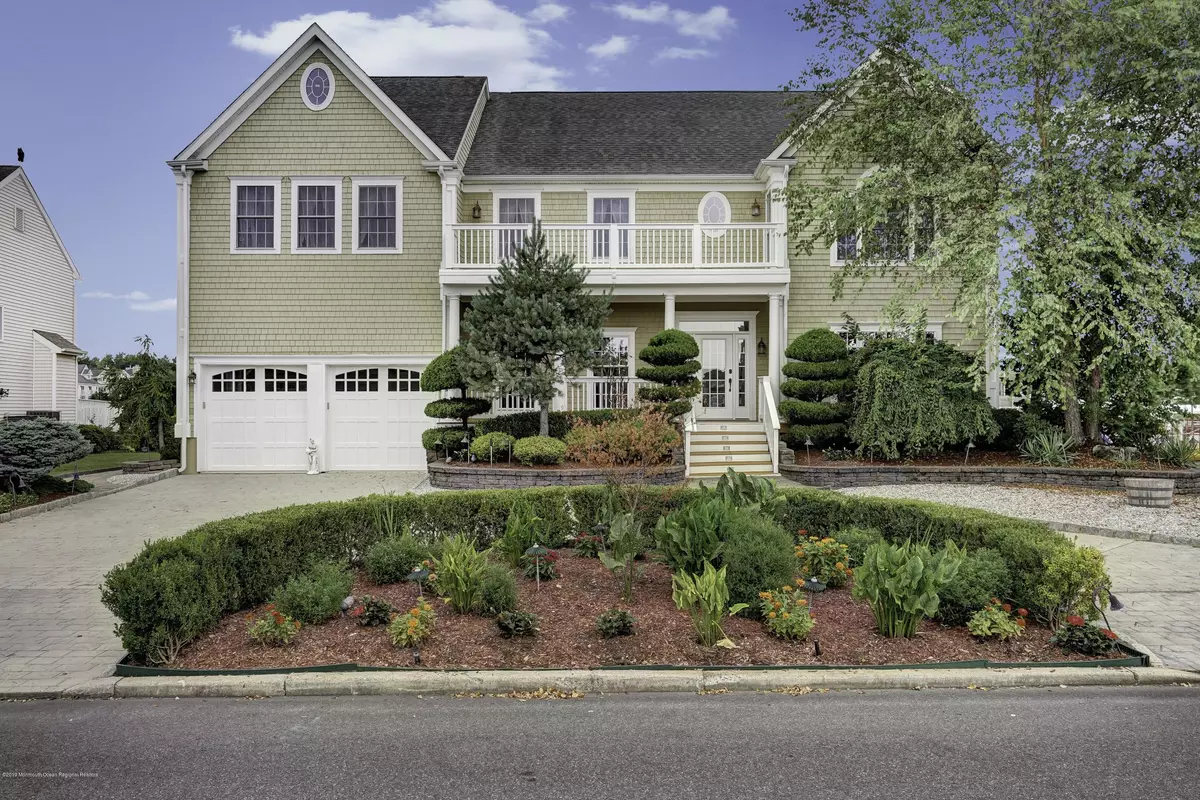 Forked River, NJ 08731,696 Fairview Lane