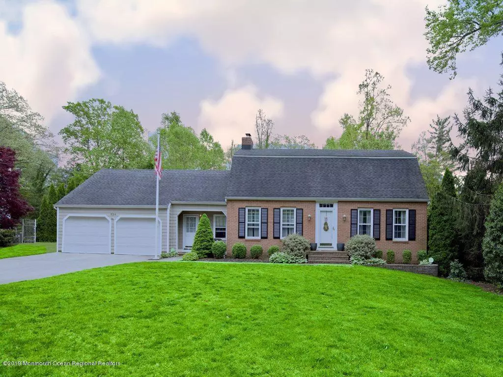 Brielle, NJ 08730,924 Teaberry Lane
