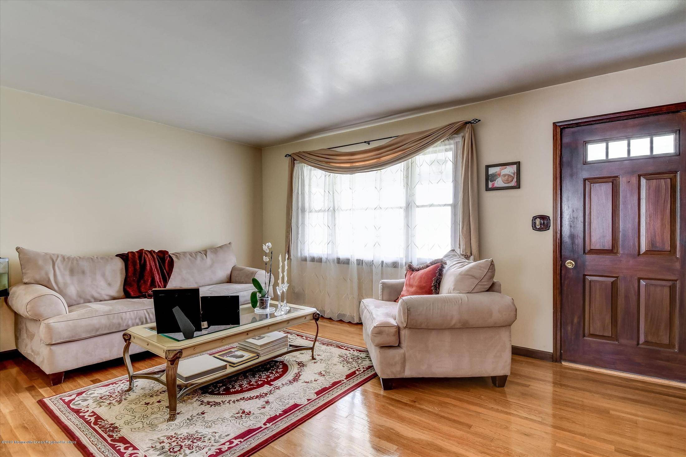East Brunswick, NJ 08816,36 Lois Avenue