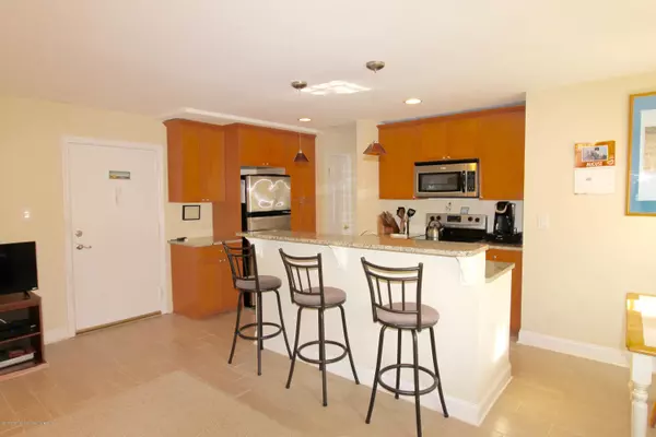 Belmar, NJ 07719,205 2nd Avenue #1D