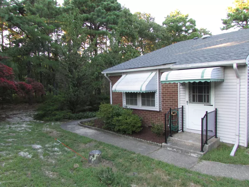 22 Greenleaf Street #51, Whiting, NJ 08759
