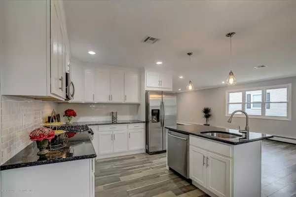Toms River, NJ 08757,20 Ashcroft Lane