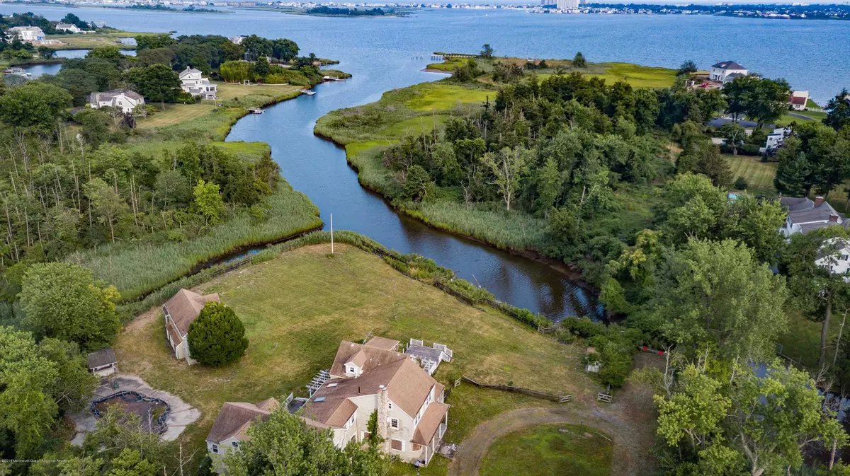 Rumson, NJ 07760,115 Rumson Road