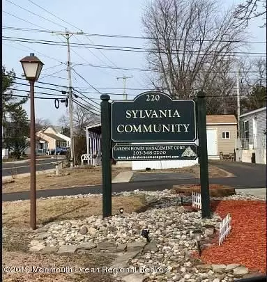 Neptune City, NJ 07753,220 Sylvania Avenue #19