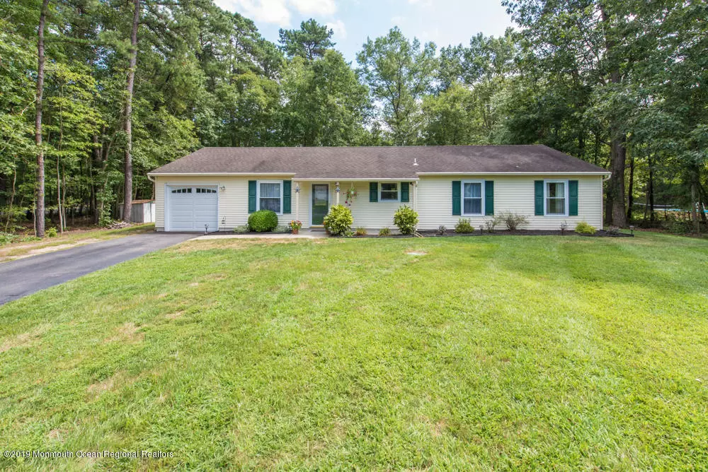 Jackson, NJ 08527,593 Winterberry Boulevard