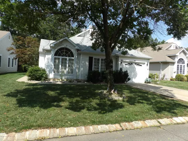 Jackson, NJ 08527,38 Merion Lane