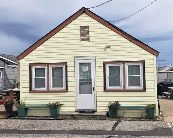 17 4th Lane #112, Seaside Park, NJ 08752