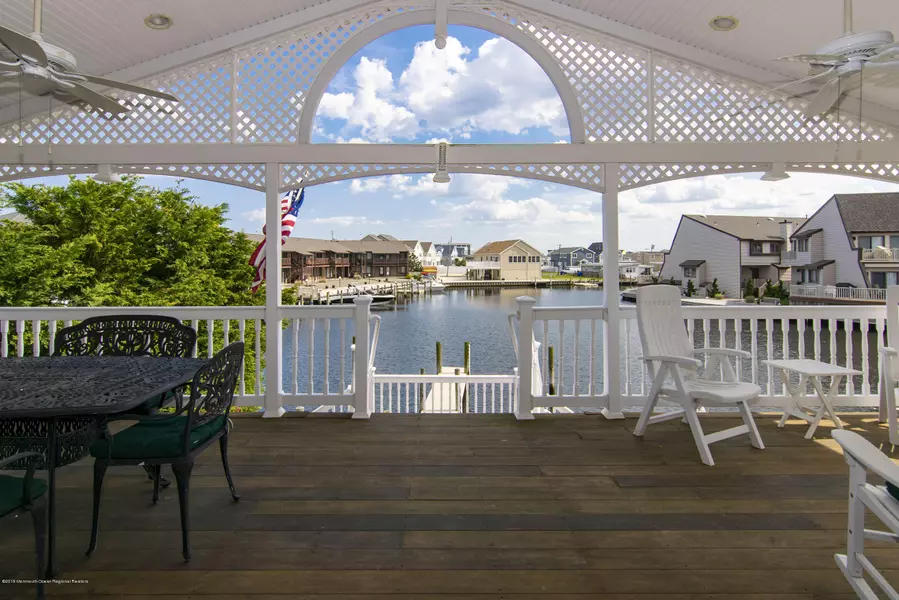 403 6th Avenue, Ortley Beach, NJ 08751