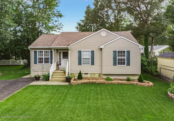 Forked River, NJ 08731,131 Oakwood Place