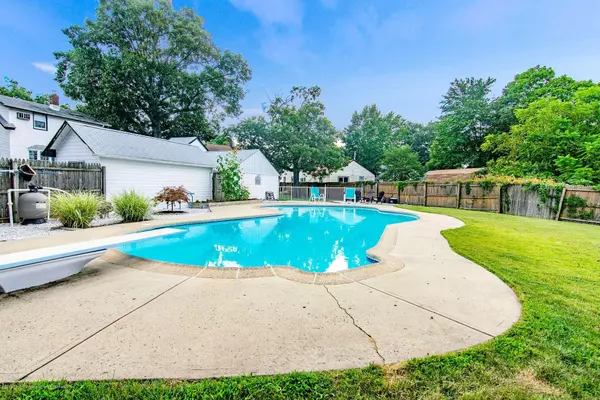 Hazlet, NJ 07730,1 8th Street