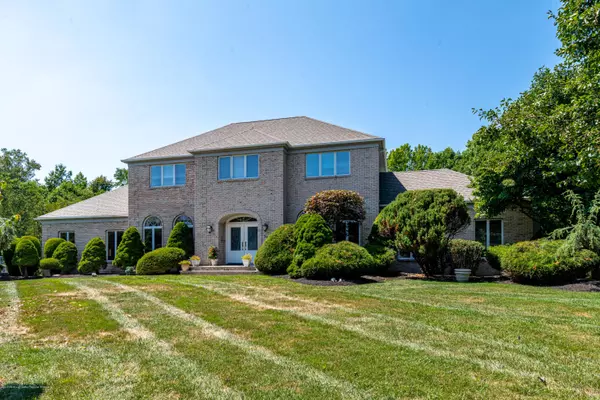 16 Lenape Trail, Freehold, NJ 07728